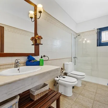 Lanzarote Irina Marina Rubicon * بلايا بلانكا