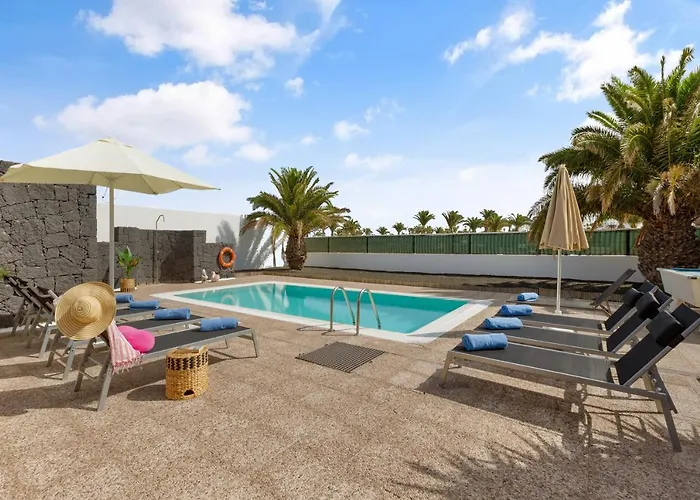 Lanzarote Irina Marina Rubicon * Коста Бланка